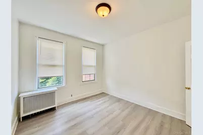 1823 Radcliff Avenue, Bronx, NY 10462 - Photo 16