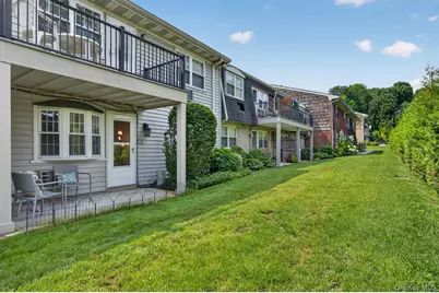 2 Anchorage #5A, Oyster Bay, NY 11771 - Photo 20