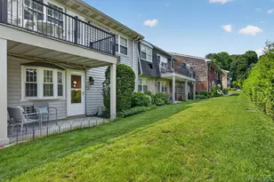 2 Anchorage, Oyster Bay, NY 11771 - Photo 20