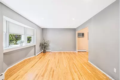 10 Foothill Lane, Smithtown, NY 11787 - Photo 4