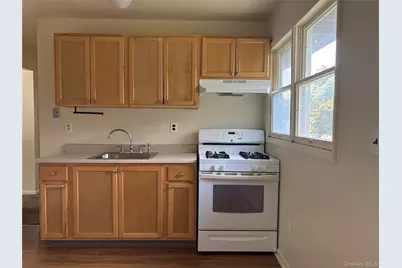 193 Central Highway #2B, Stony Point, NY 10980 - Photo 4