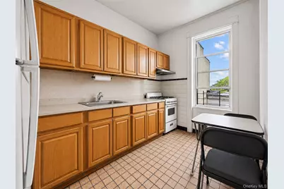 60-11 Myrtle Avenue, Ridgewood, NY 11385 - Photo 16