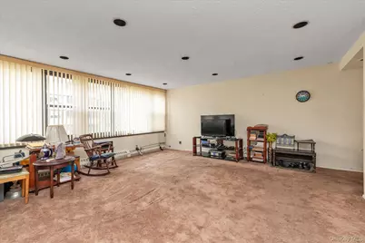 162-30 Powells Cove Boulevard #2C, Whitestone, NY 11357 - Photo 6