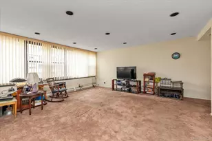 162-30 Powells Cove Blvd, Whitestone, NY 11357 - Photo 6