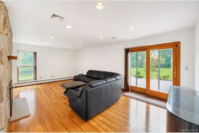 5 Dohne Court, Greenlawn, NY 11740 - Photo 16