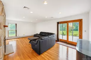 5 Dohne Ct, Greenlawn, NY 11740 - Photo 16