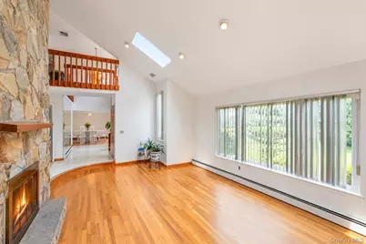 5 Dohne Court, Greenlawn, NY 11740 - Photo 14