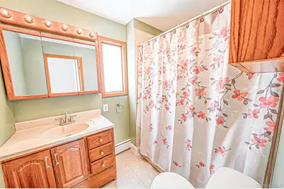 123 Clinton Avenue, Patchogue, NY 11772 - Photo 16