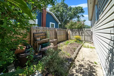 123 Clinton Avenue, Patchogue, NY 11772 - Photo 20