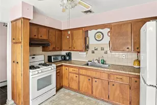 143 S Harrison Ave, Congers, NY 10920 - Photo 16