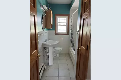 137 E Roosevelt Avenue, Roosevelt, NY 11575 - Photo 8
