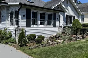 137 E Roosevelt Ave, Roosevelt, NY 11575 - Photo 2