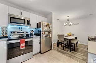 770 Hilltop Ct, Coram, NY 11727 - Photo 14
