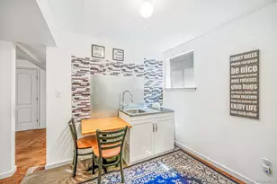 12 Nostrand Ave, Brentwood, NY 11717 - Photo 34