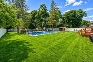 12 Nostrand Ave, Brentwood, NY 11717 - Photo 42