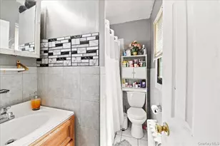 116-11 207th St, Cambria Heights, NY 11411 - Photo 10