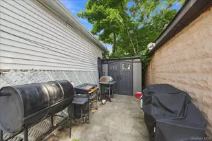 116-11 207th St, Cambria Heights, NY 11411 - Photo 4