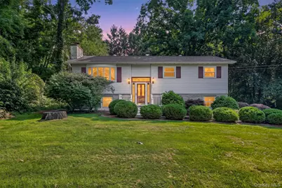 37 Julie Drive, Hopewell Junction, NY 12533 - Photo 4