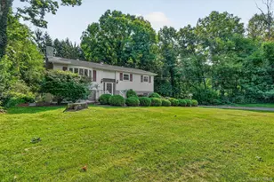 37 Julie Dr, Hopewell Junction, NY 12533 - Photo 32