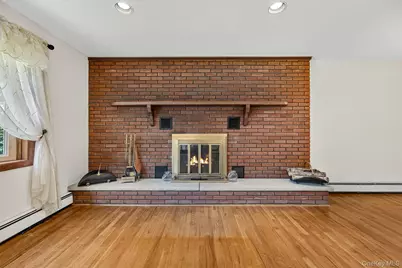 37 Julie Drive, Hopewell Junction, NY 12533 - Photo 8