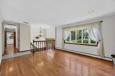 37 Julie Drive, Hopewell Junction, NY 12533 - Photo 6