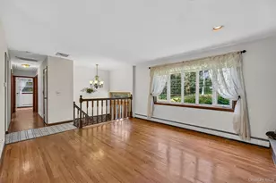 37 Julie Dr, Hopewell Junction, NY 12533 - Photo 6
