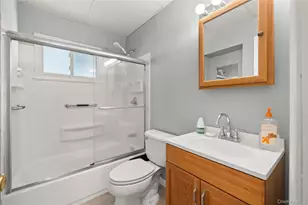 163 Buffalo Ave, Lindenhurst, NY 11757 - Photo 10