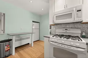 163 Buffalo Ave, Lindenhurst, NY 11757 - Photo 6