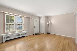 163 Buffalo Ave, Lindenhurst, NY 11757 - Photo 2