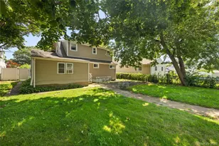 163 Buffalo Ave, Lindenhurst, NY 11757 - Photo 14