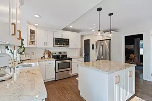 36 Leonard St, Wading River, NY 11792 - Photo 12