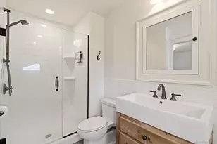 23 Renwick Ave, Huntington, NY 11743 - Photo 32