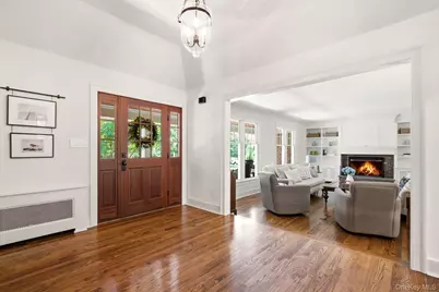 23 Renwick Avenue, Huntington, NY 11743 - Photo 6