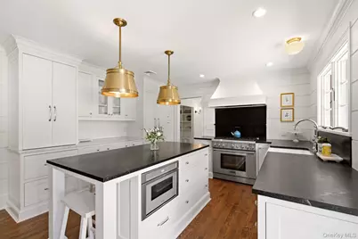 23 Renwick Avenue, Huntington, NY 11743 - Photo 18