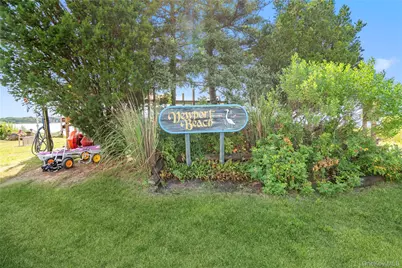 48 Newport Beach Boulevard, East Moriches, NY 11940 - Photo 18