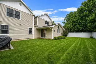 15 Kirby Ln, Commack, NY 11725 - Photo 38