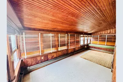 [Address not provided], New Hyde Park, NY 11040 - Photo 6
