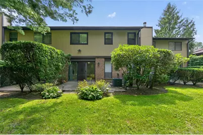 62 Wimbledon Drive, Roslyn, NY 11576 - Photo 38