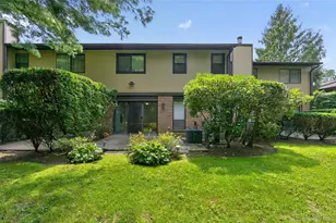 62 Wimbledon Dr, Roslyn, NY 11576 - Photo 38