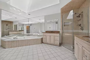 62 Wimbledon Dr, Roslyn, NY 11576 - Photo 26