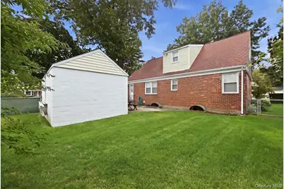 43 Scott Street, New Hyde Park, NY 11040 - Photo 28