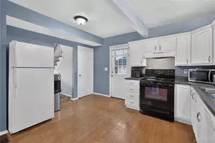 19 Railroad Ave, Walden, NY 12586 - Photo 6