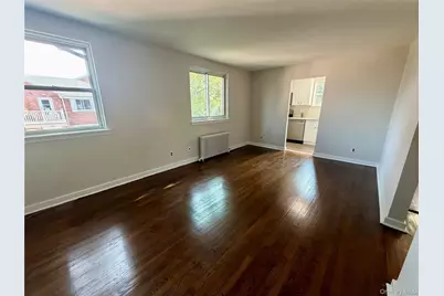 255-49 75th Avenue #2nd Floor, Glen Oaks, NY 11004 - Photo 4