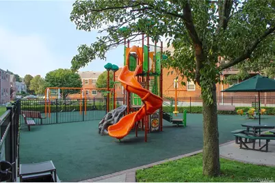 255-49 75th Avenue #2nd Floor, Glen Oaks, NY 11004 - Photo 14
