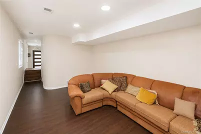 152 Rice Avenue, New York, NY 10314 - Photo 4