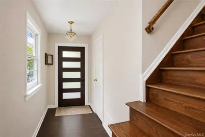 152 Rice Avenue, New York, NY 10314 - Photo 2