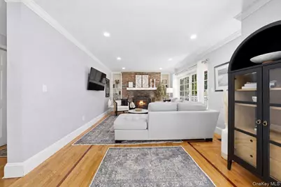 121 Newport Road, Yonkers, NY 10710 - Photo 14