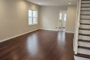 92-10 212th Pl, Queens Village, NY 11428 - Photo 10