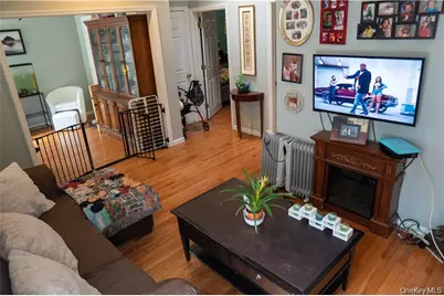 2442 Beaumont Avenue, Bronx, NY 10458 - Photo 22