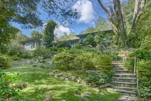 35 Saxon Woods Rd, White Plains, NY 10605 - Photo 2